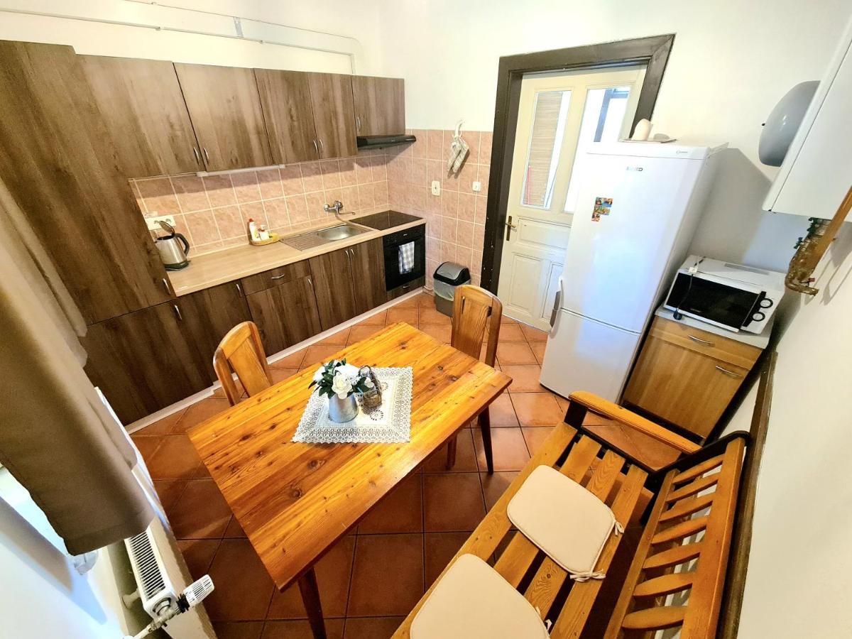 Uzkokolejky - Apartmany Strizovice Экстерьер фото